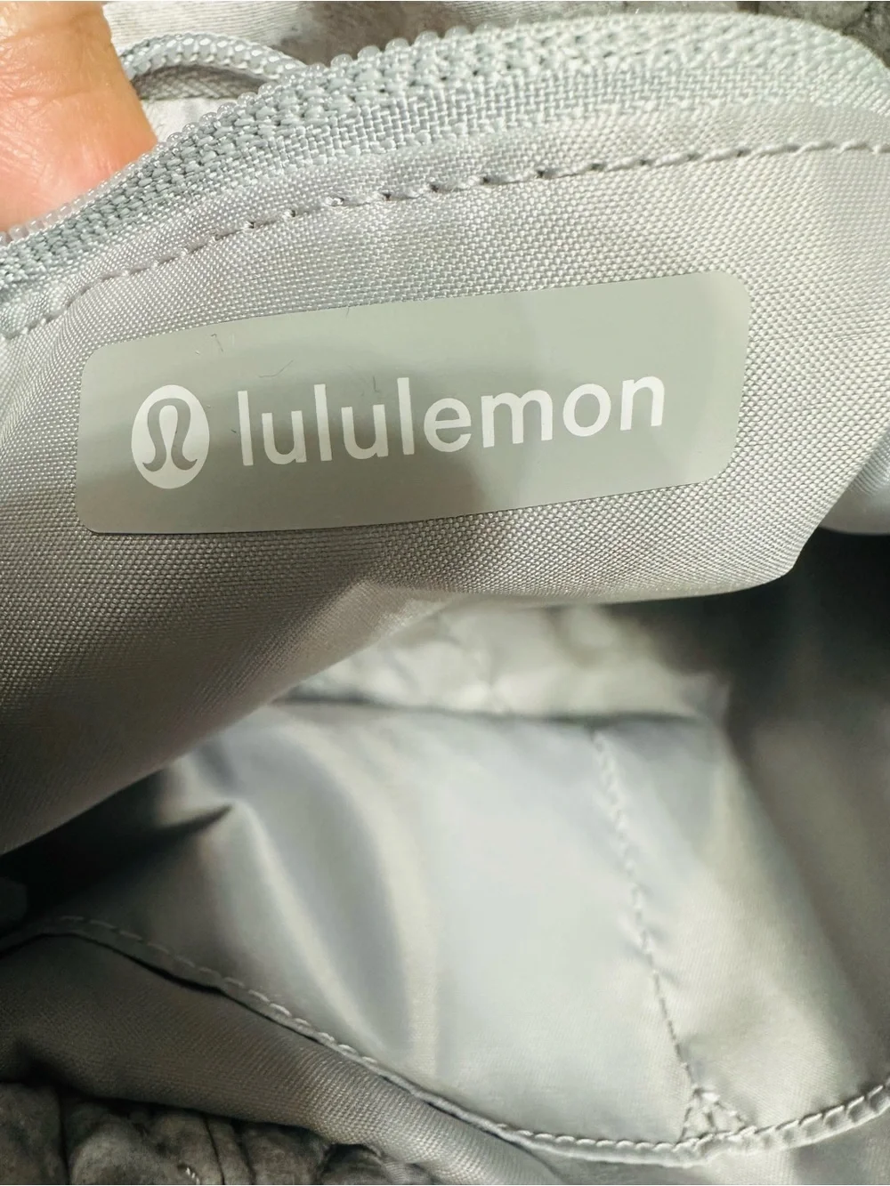 Lululemon On My Level Small Tote Bag 5L Crisp Stone Vapor Multi NWOT